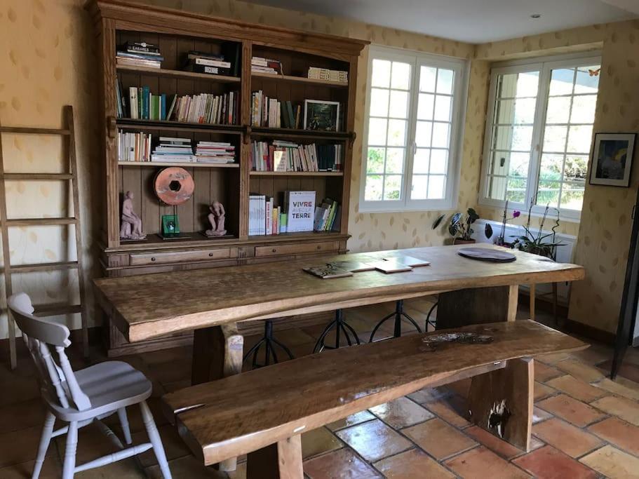 Moulin Sous La Vergne Nanteuil-en-Vallee Bagian luar foto